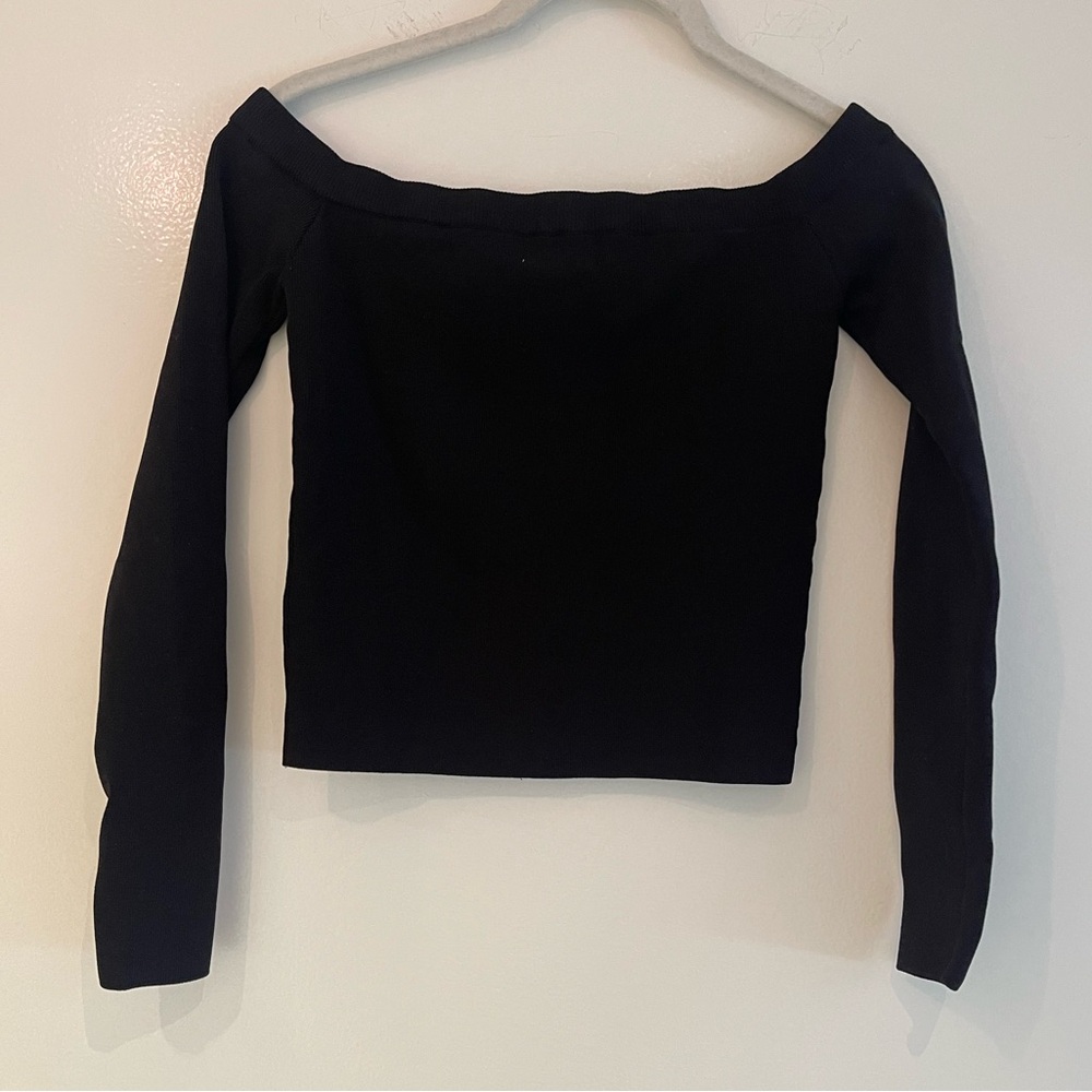 Superdown Revolve Shaye Cold Shoulder Top with Front Zipper Closure - Size XS. - Picture 2 of 5
